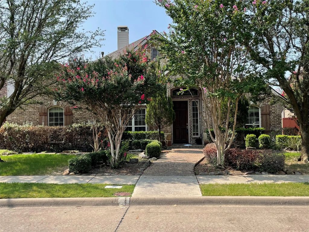 1011 Hot Springs Drive, Allen