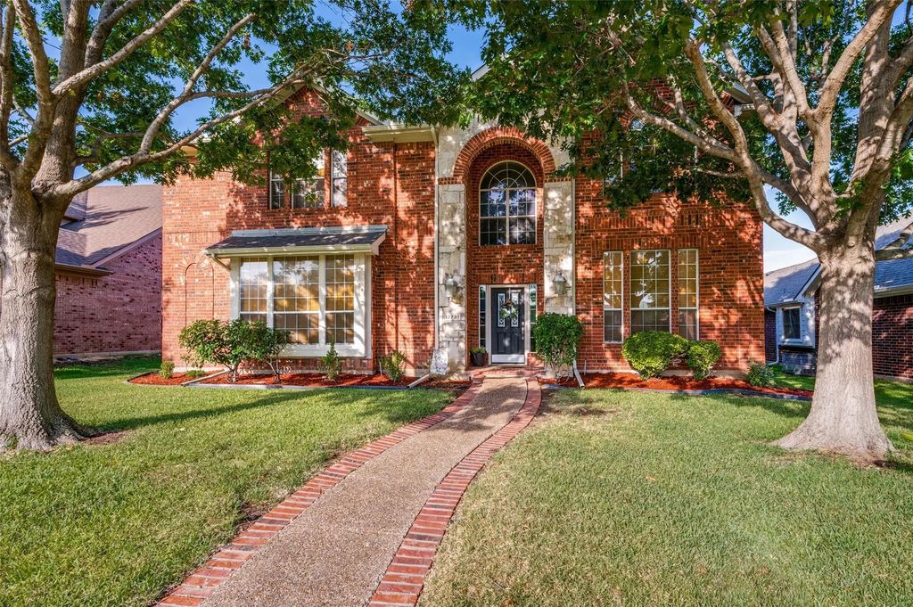 12731 Daimler Drive, Frisco