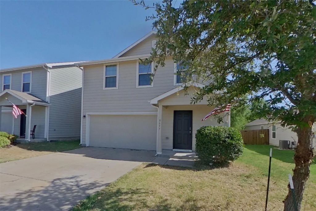 5697 Mcclelland Street, Forney
