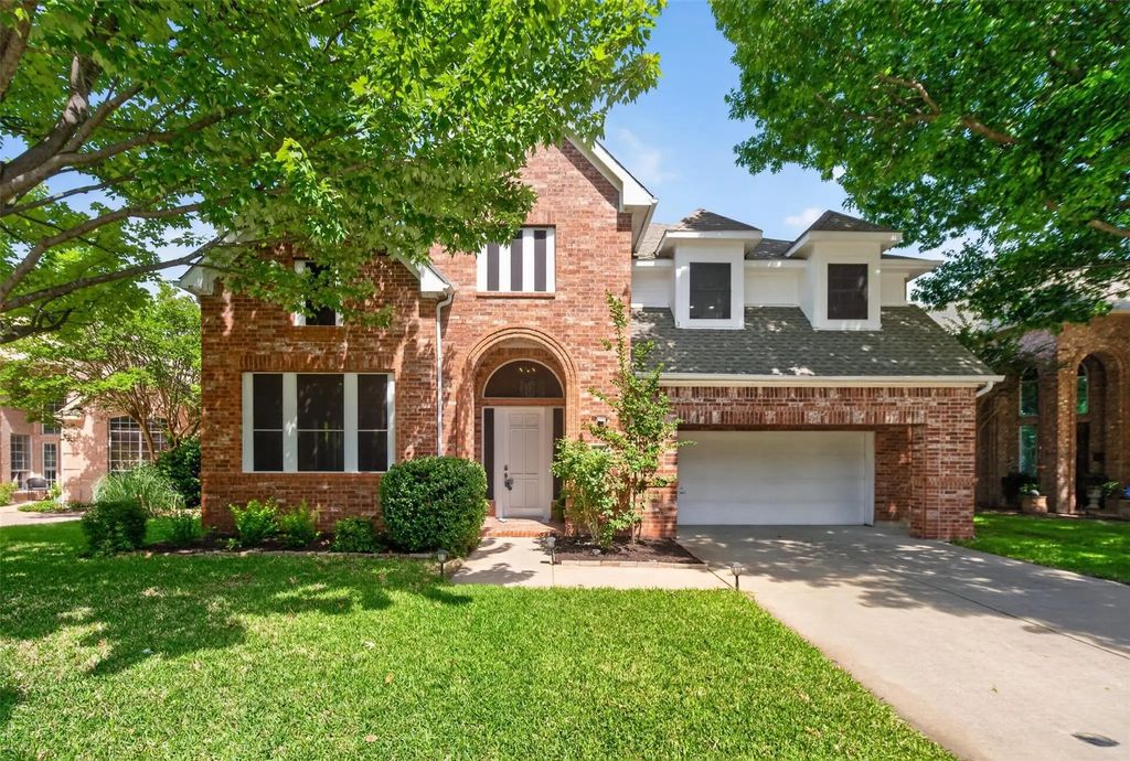 1507 Hunters Creek Drive, McKinney