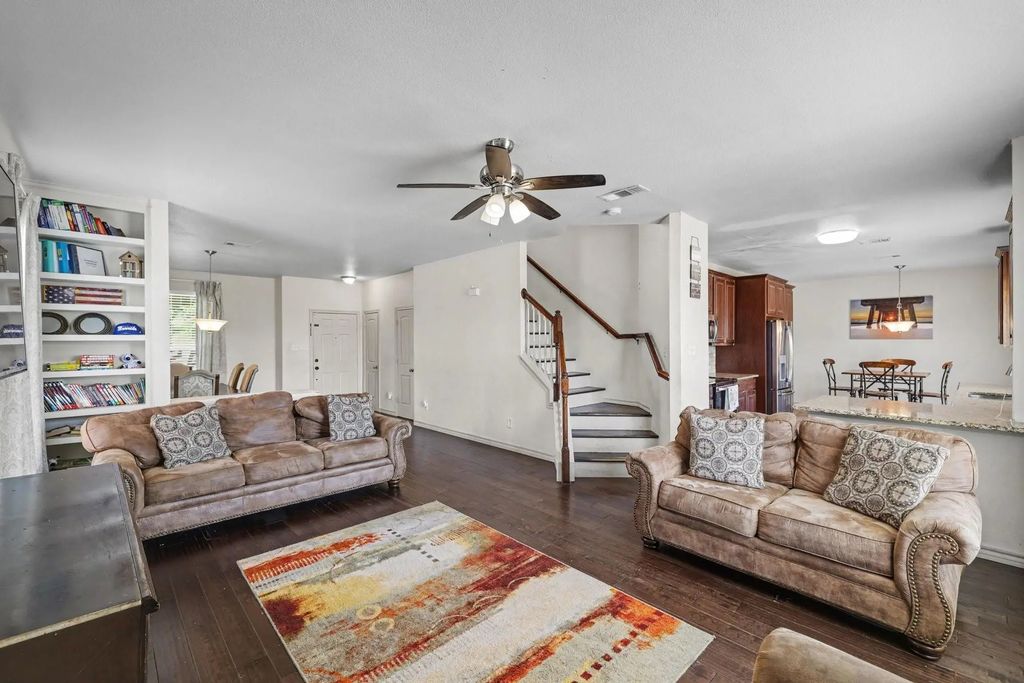 7002 Big Bend Lane, Arlington