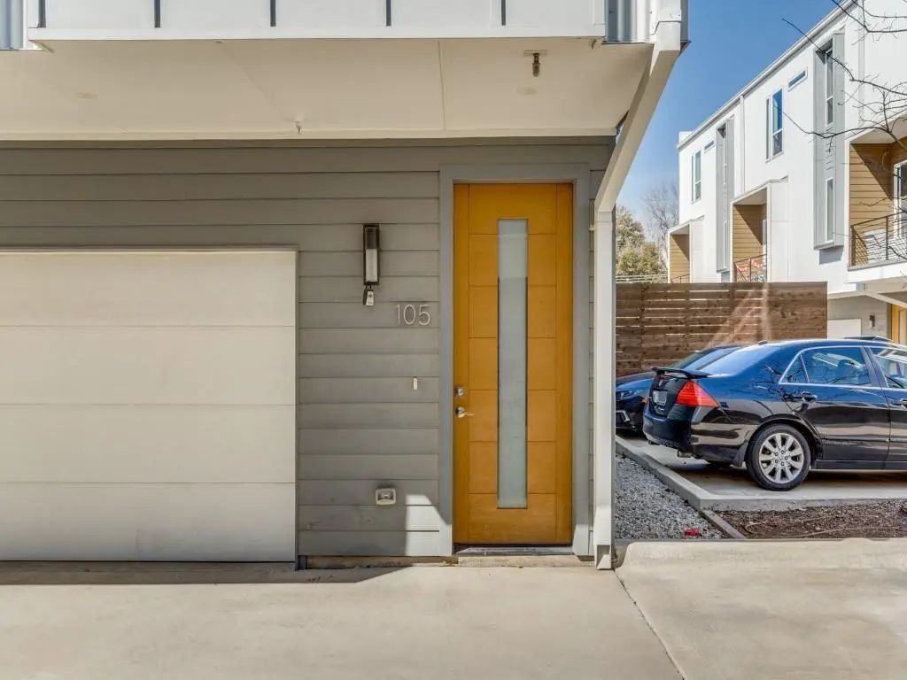 1514 N Washington 105, Dallas