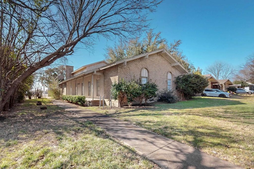 7948 Habersham Lane, Dallas