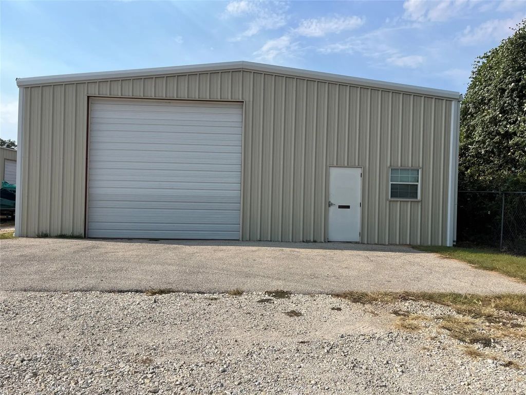 4210 Rhea Rd., Granbury