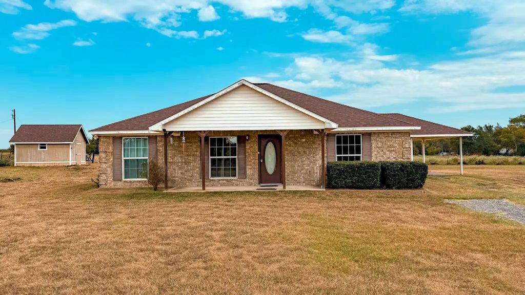 11962 County Road 2918, Eustace
