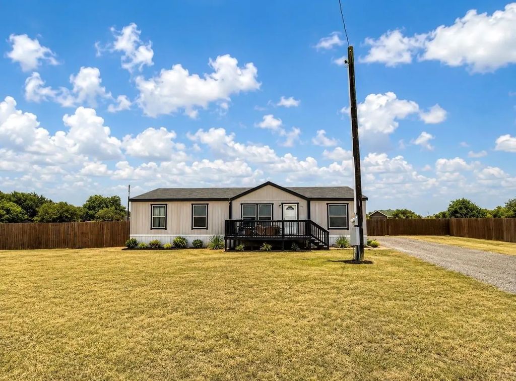 142 Gary Court, Decatur