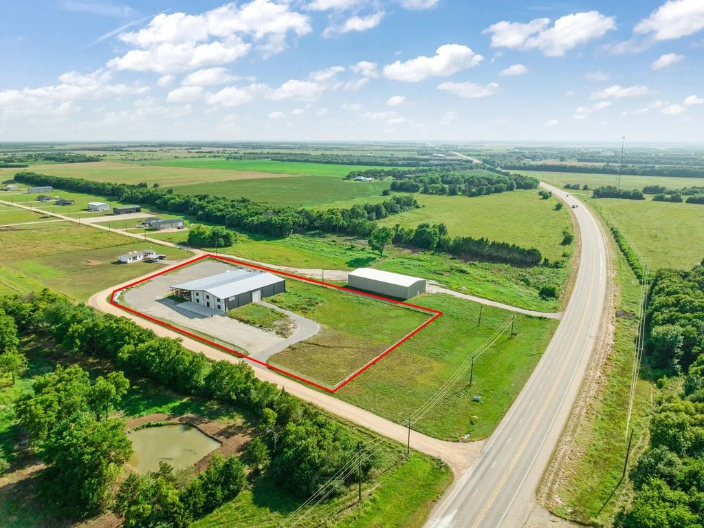 12931 Hwy 82 W, Brookston