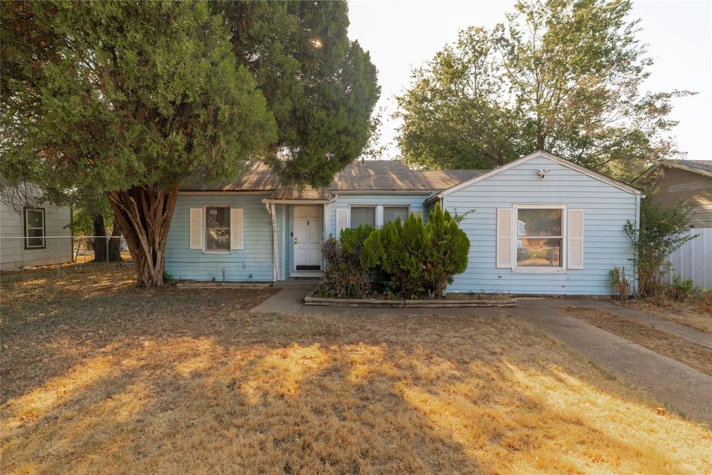 3265 Illinois Avenue, Fort Worth