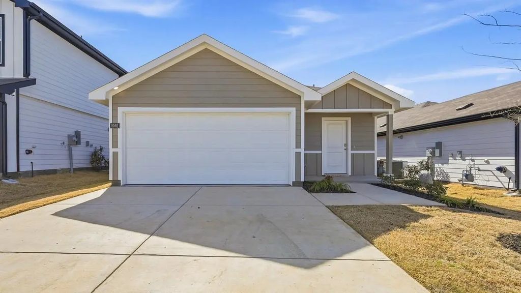 121 Mach Way, Mineral Wells