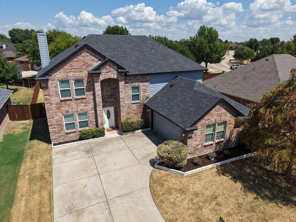 902 Fleming Street, Wylie