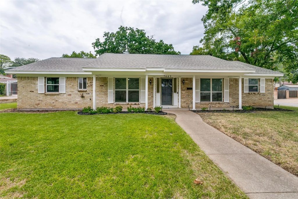 7449 Monterrey Drive, Fort Worth