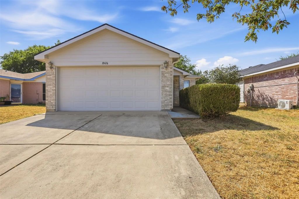 10616 Shadywood Drive, Fort Worth