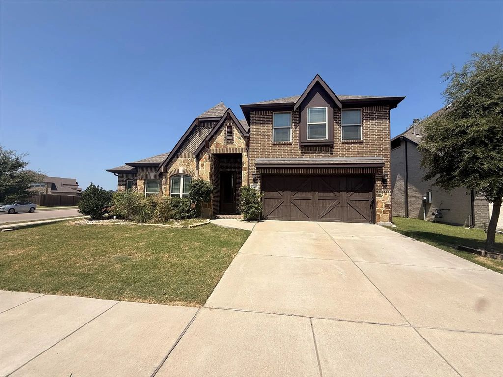 1079 Canterbury Lane, Forney