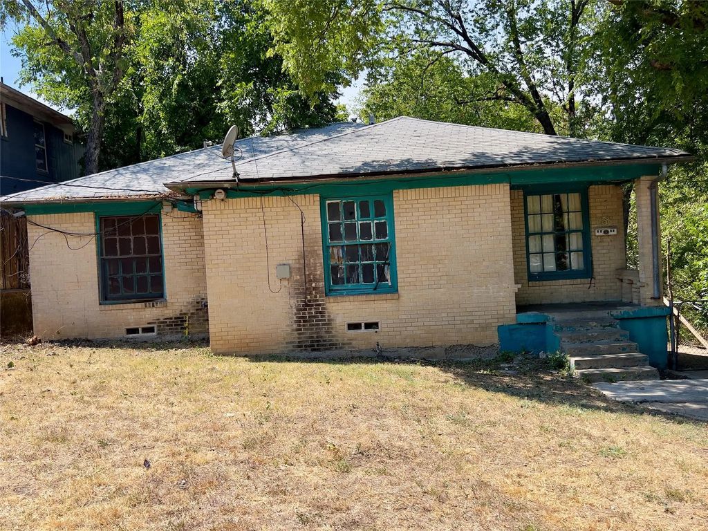 1323 S Denley Drive, Dallas