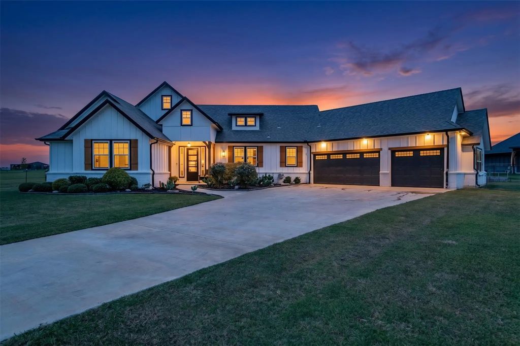 128 Chambers Creek Trail, Alvarado
