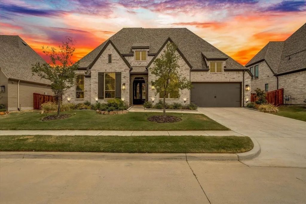 4112 Buffalo Clover Drive, Aubrey