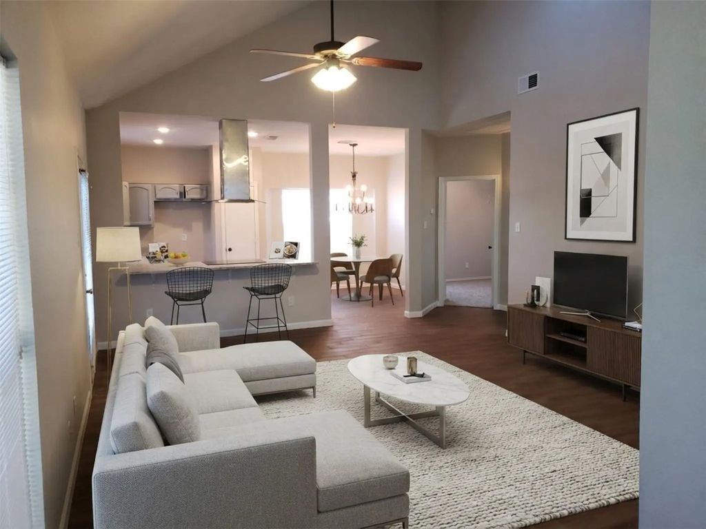 1361 Mimosa Lane, Lewisville
