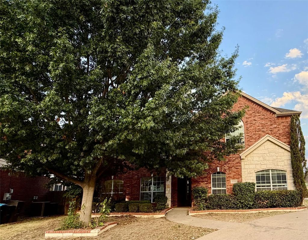8504 Cedar Brush Court, Fort Worth