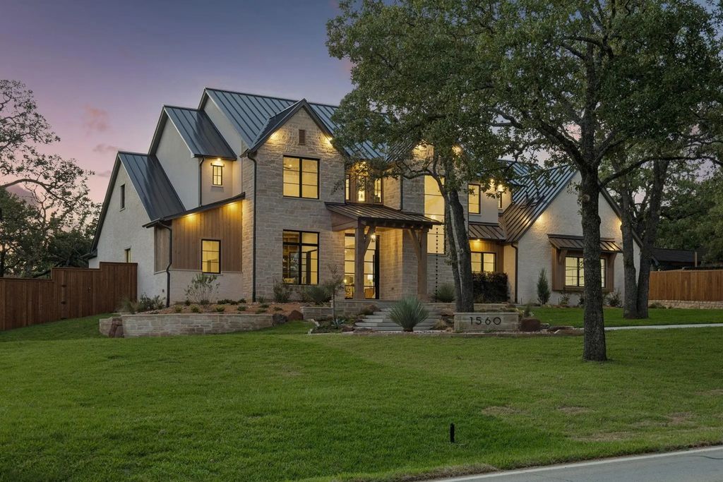 1560 Ottinger Road, Keller