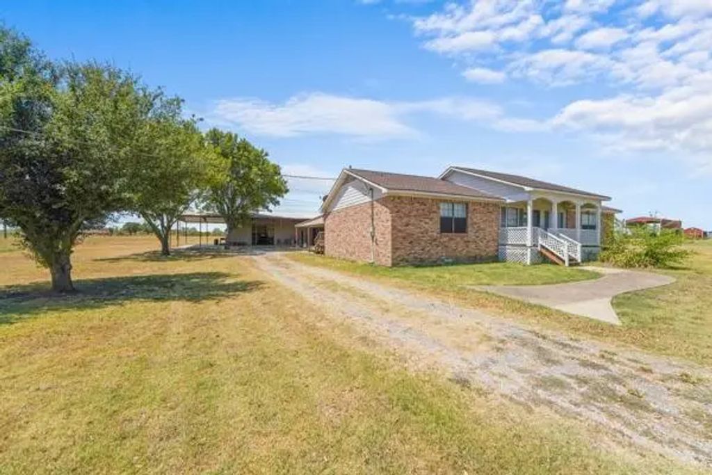 7140 County Road 146, Kaufman