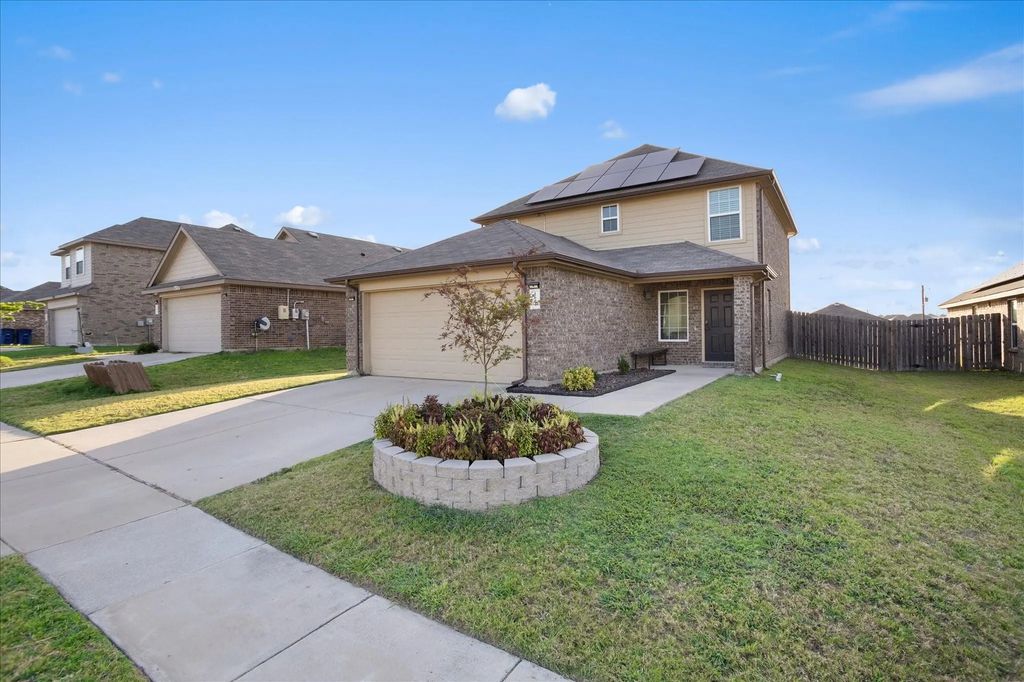 1604 Blue Jay Drive, Ennis