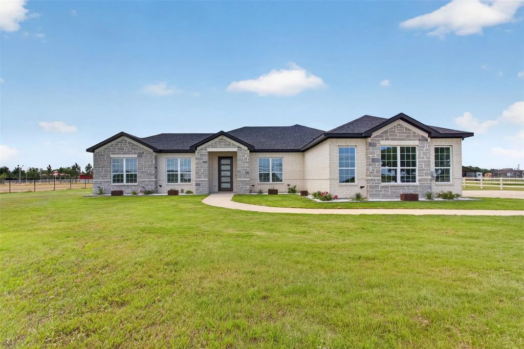 4209 County Road 2512, Royse City