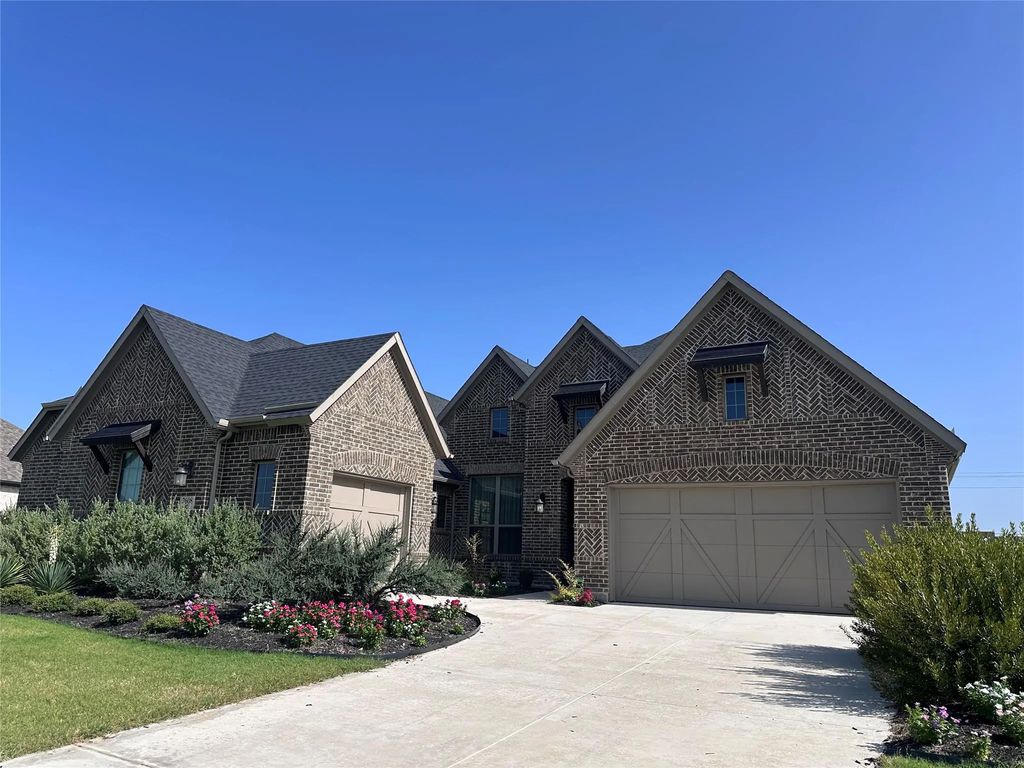 2608 Roaming Trail, Northlake