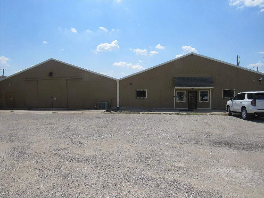 1715 N Grand Avenue, Sherman