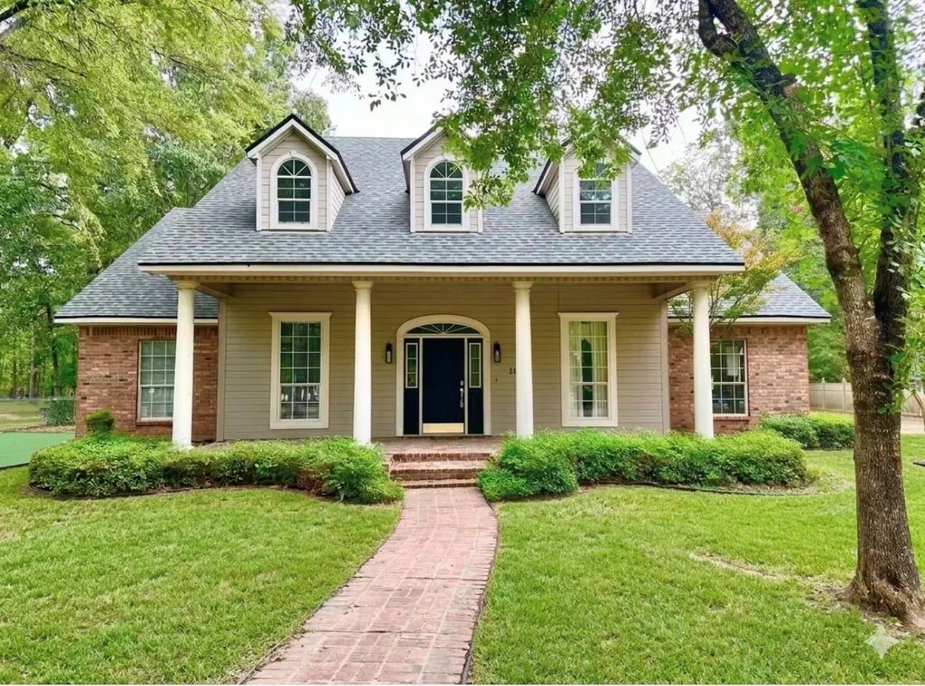 2804 Cypress Village Drive, Benton
