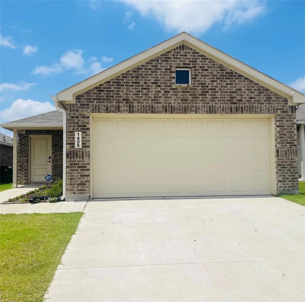 1405 Merlin Bluff Street, Forney