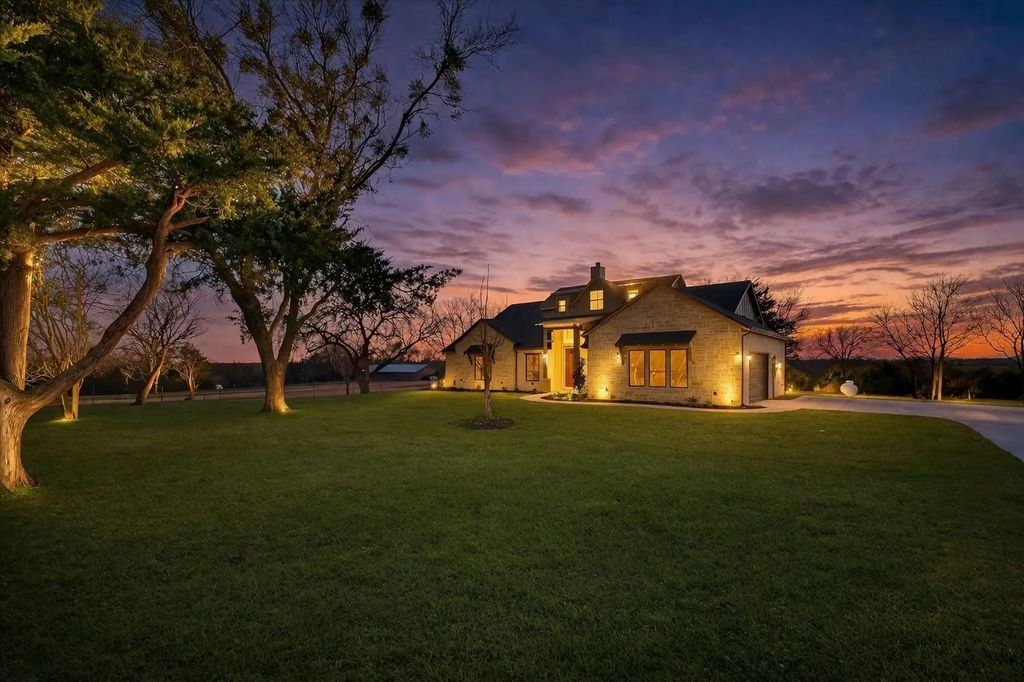 4187 County Road 570, Farmersville