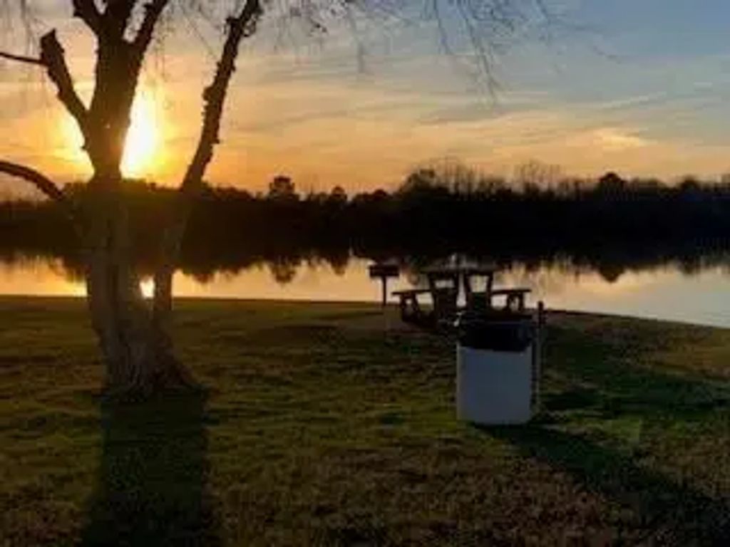 Hampton Road, Natchitoches