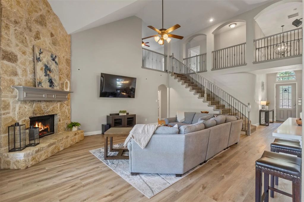 13909 Sparrow Hill Drive, Little Elm
