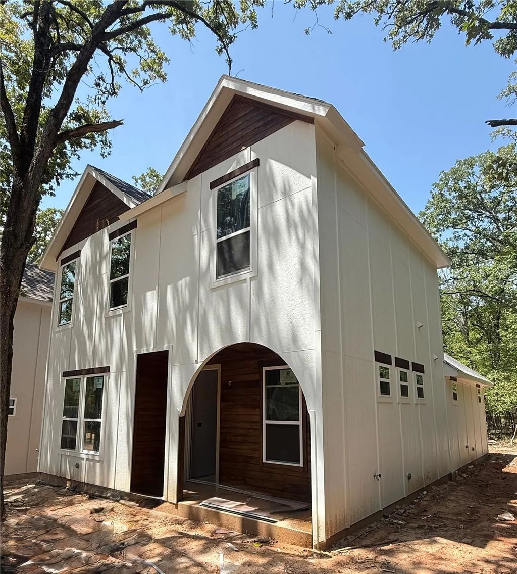 130 Carolyn Road, Mabank