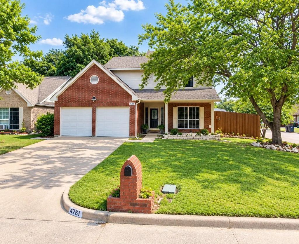 4761 Waterway Drive N, Fort Worth