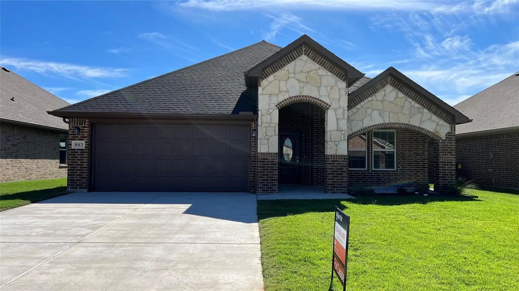 803 Ransom Way, Greenville