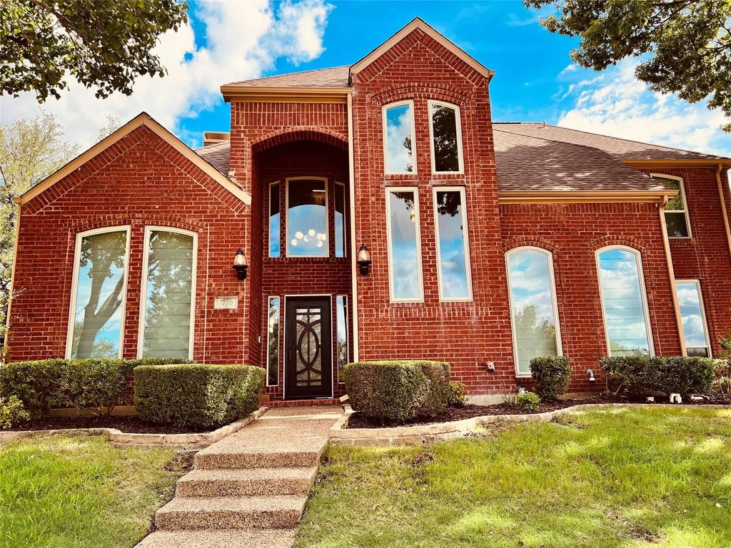 1710 Clydesdale Court, Rowlett