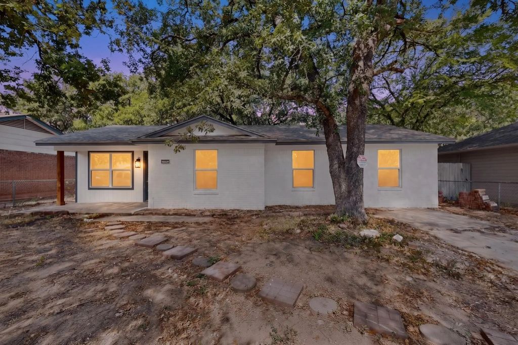 3029 Forestdale Lane, Balch Springs
