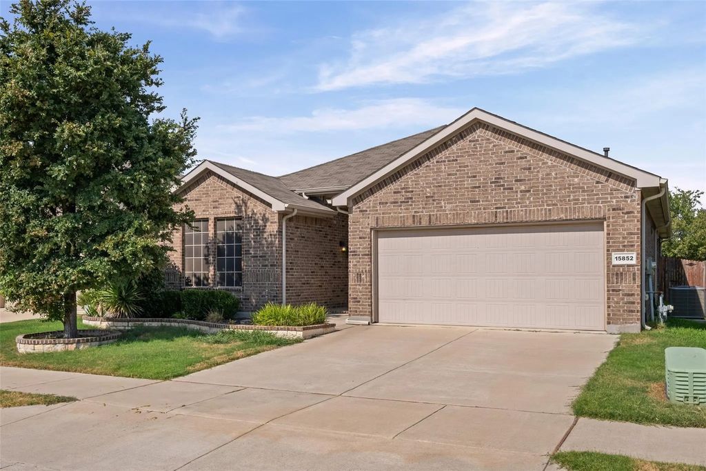15852 Back Nine Road, Fort Worth