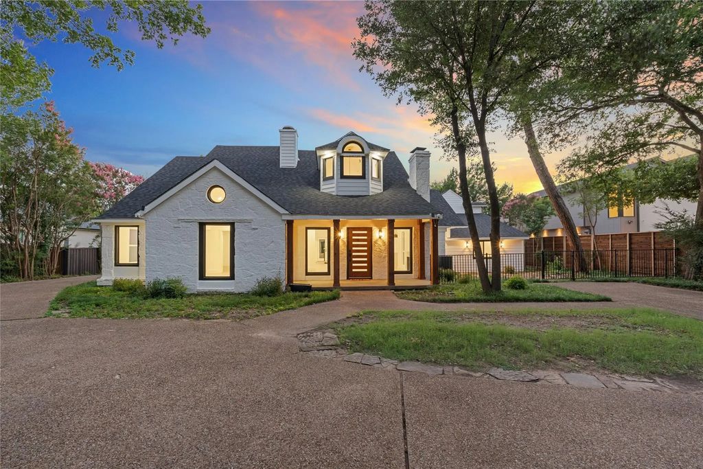 1521 El Campo, Dallas