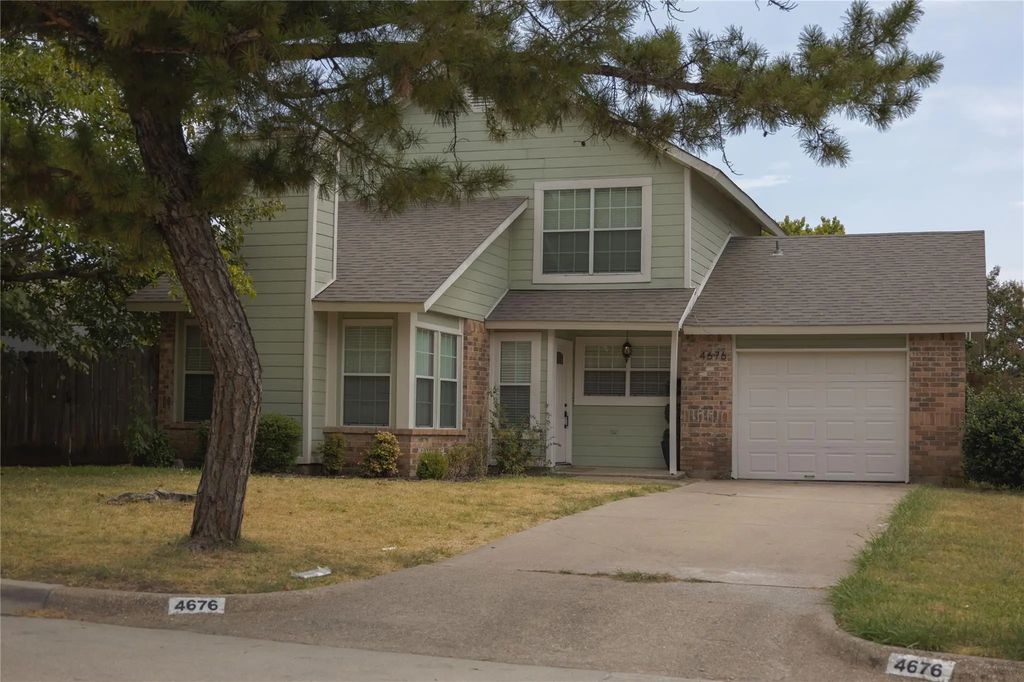 4676 Bracken Drive, Fort Worth