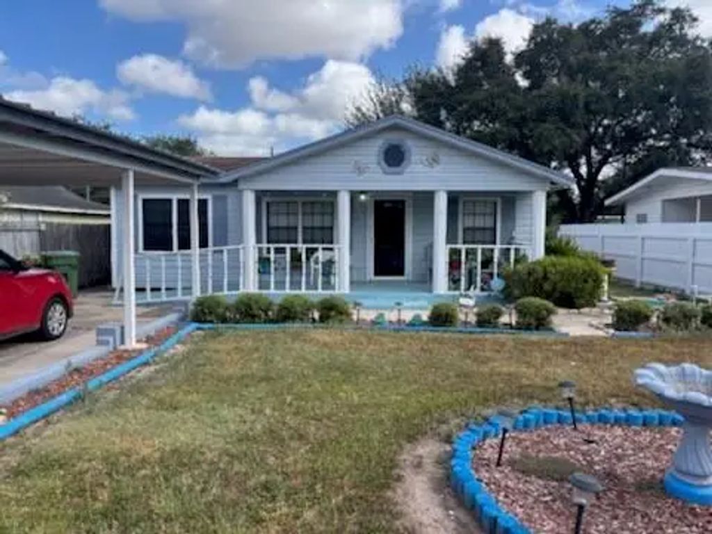 570 W Riggs Avenue, Raymondville