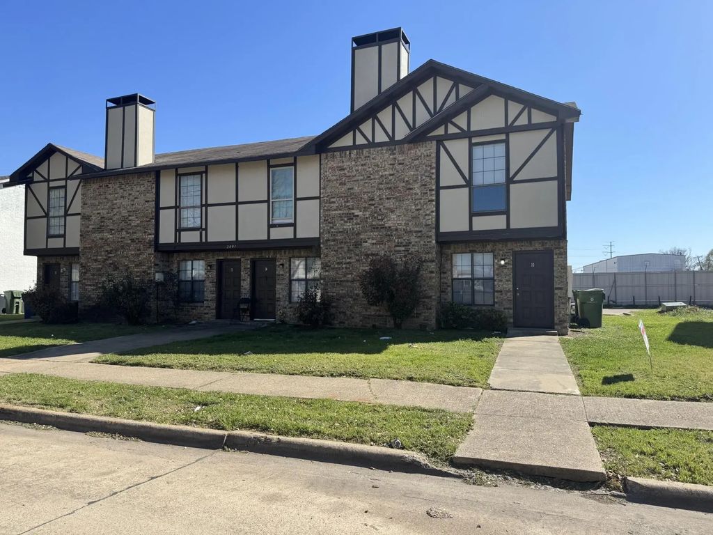 2802 Wimbledon Court D, Garland