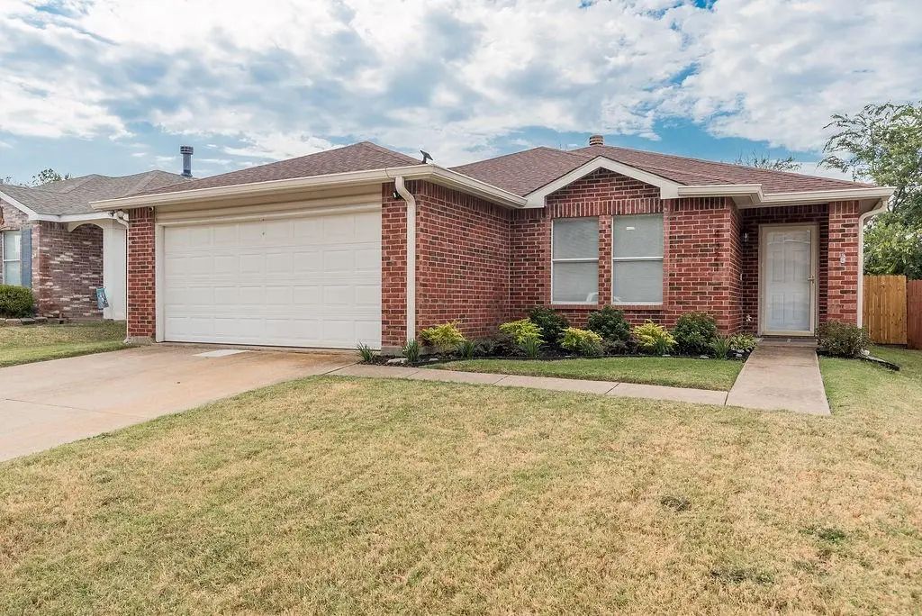 4321 Meadowknoll Drive, Fort Worth