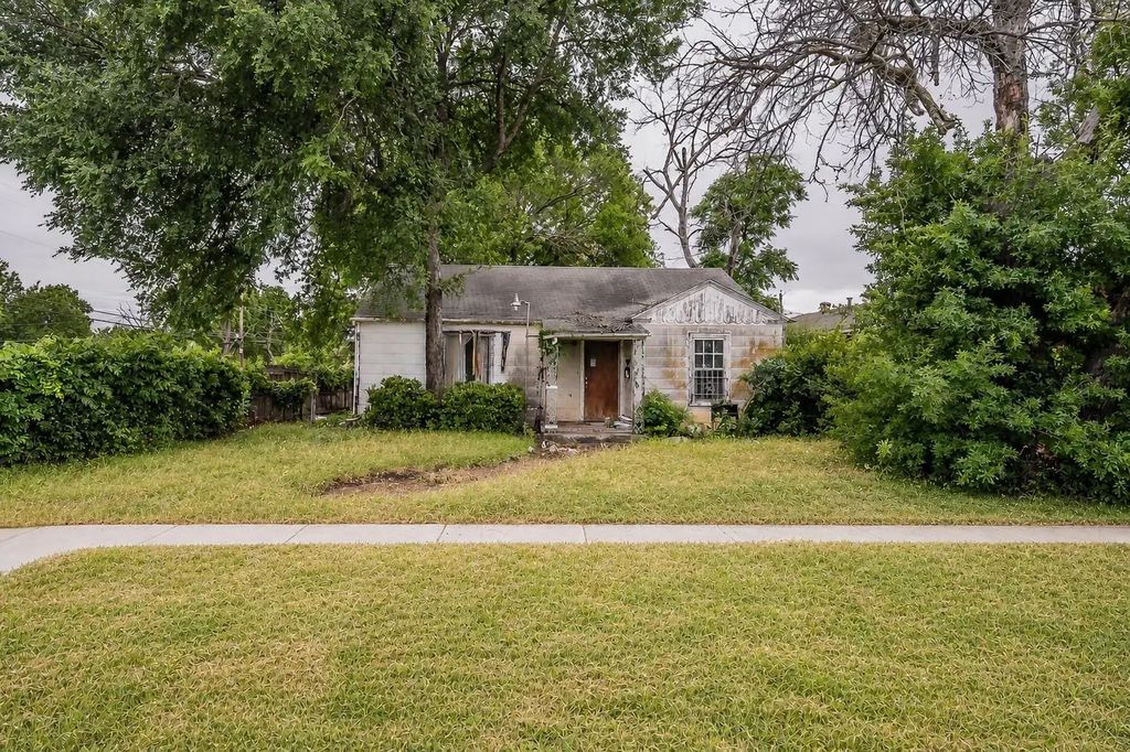 5801 Kilpatrick Avenue, Fort Worth