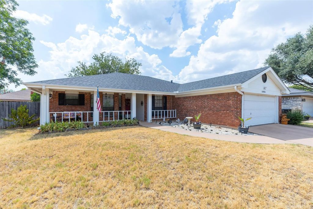 2901 Oak Ridge Court, Abilene