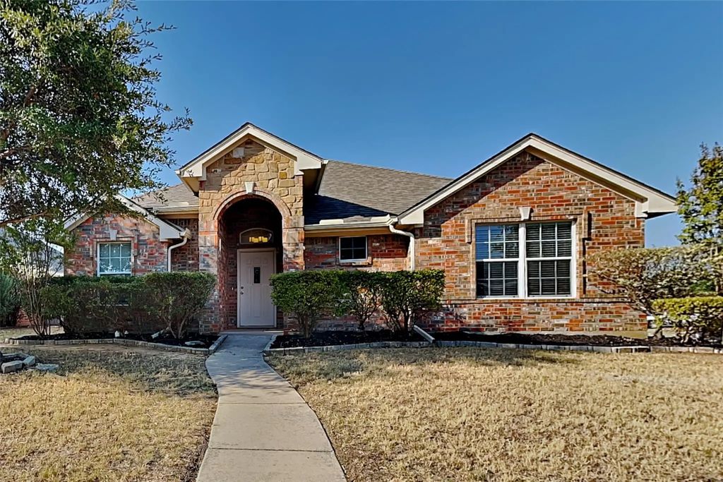 300 Lottie Lane, Saginaw