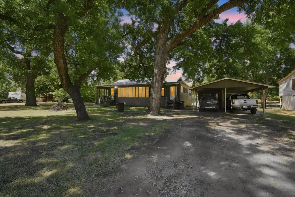7094 Horseshoe Bend Trail, Weatherford