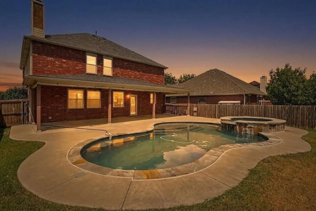 5400 Sonoma Drive, Fort Worth