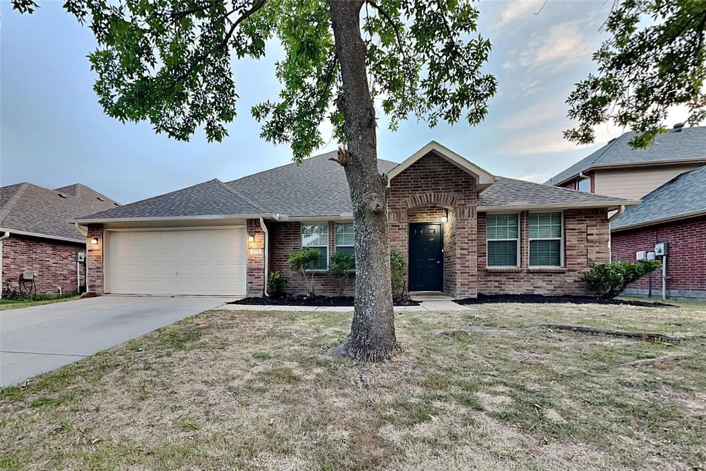 912 Oakcrest Drive, Wylie